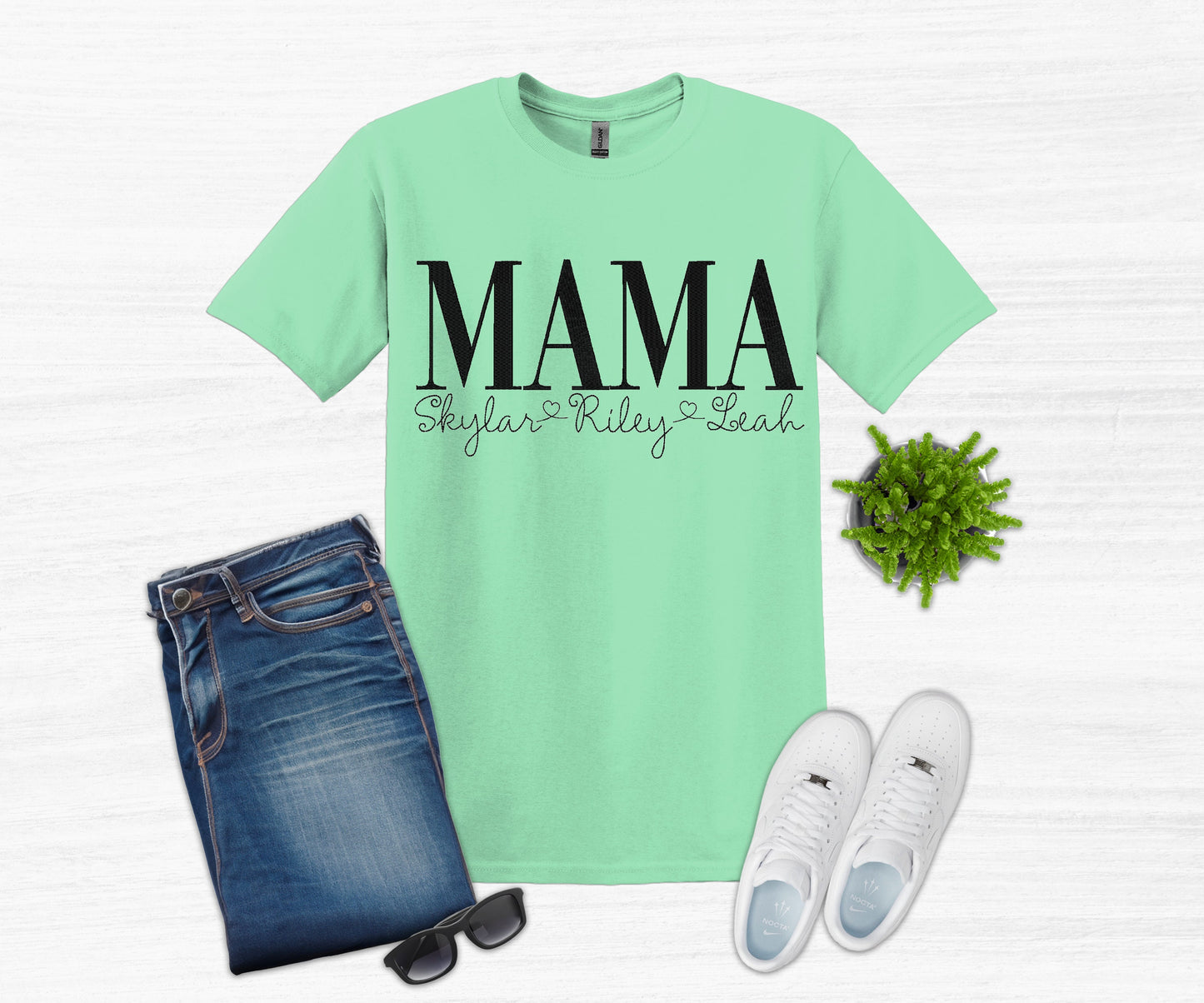 Personalized MAMA T-Shirt Embroidered